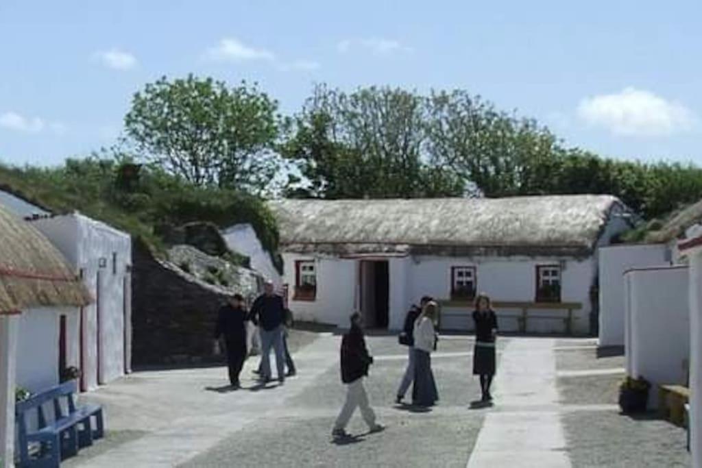 Ardmore Cottage - Failte Ireland Quality Assured Muff Eksteriør bilde